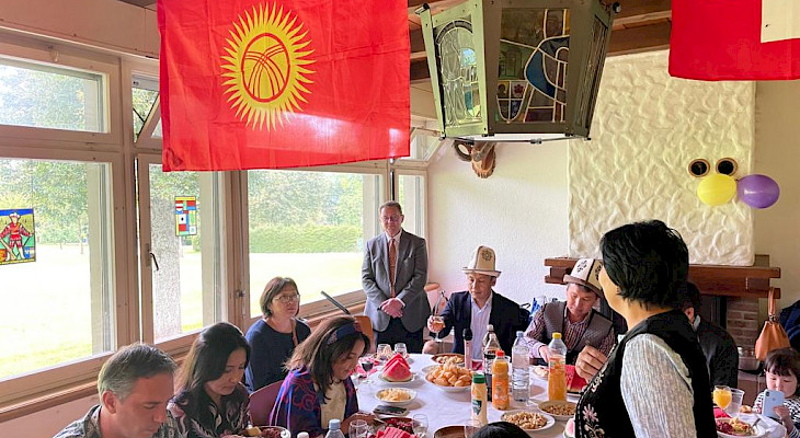 Швейцариядагы кыргызстандыктар КР эгемендүүлүгүнүн 30 жылдыгын белгилешти