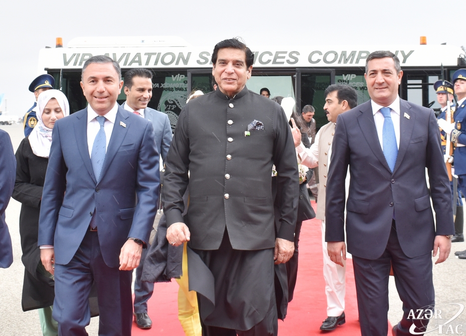 Председатель Национальной Ассамблеи Пакистана Раджа Первез Ашраф прибыл с визитом в Азербайджан