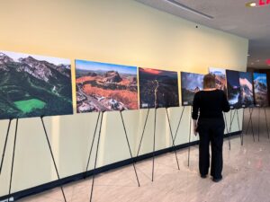 В штаб-квартире ООН открылась фотовыставка «Мое сердце в горах» по случаю Международного дня гор